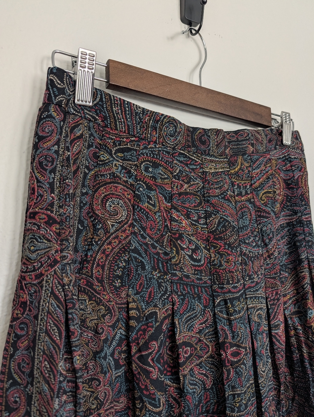 Vintage Abercrombie & Fitch Skirt Paisley Pleated Silk Size 14 USA Made